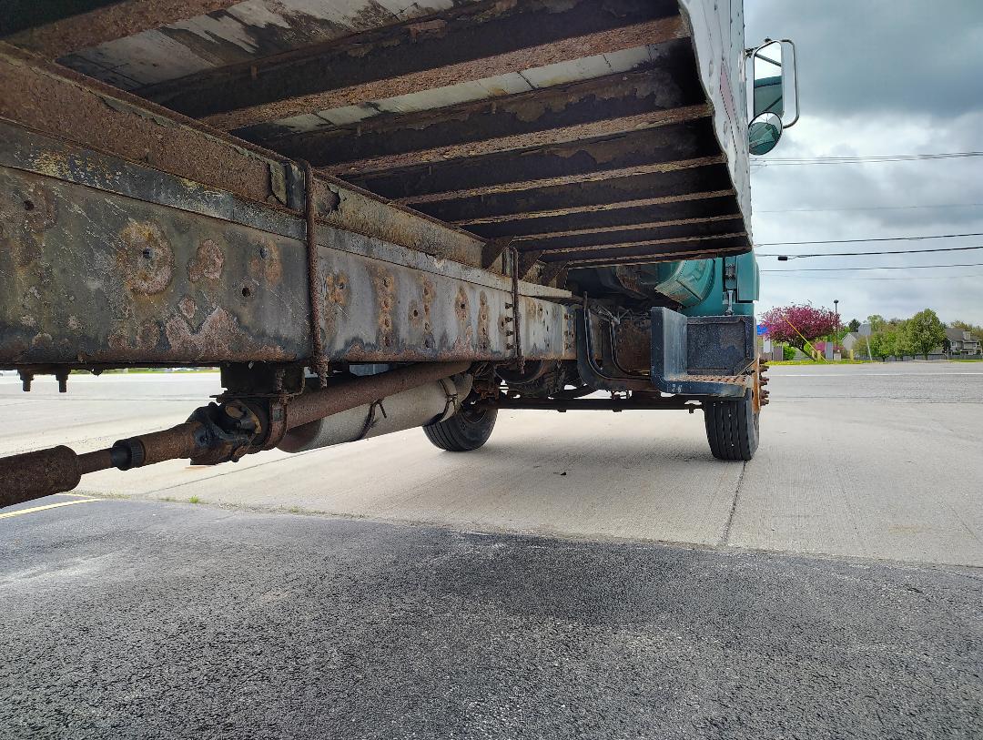 1998 GMC C6500 - Image 11